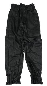 Černé koženkové kalhoty