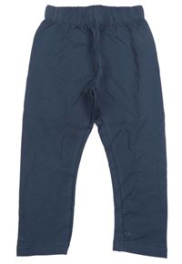 Sivé legíny Leigh Tucker