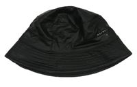 Čierny koženkový klobúk