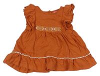 Oranžové bavlnené šaty s kvietkami a volánikmi
