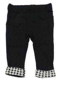 Černé lehké tepláky