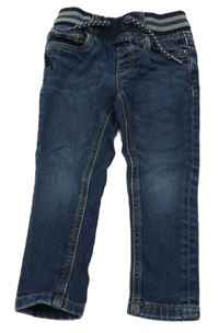 Tmavomodré skinny rifle s pruhovaným úpletovým pasem C&A