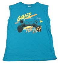 Tyrkysové tílko s ovladačem a nápisem Chapter young