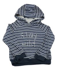 Tmavomodro-biela pruhovaná mikina s nápisom a kapucňou
