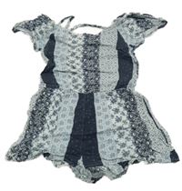 Tmavomodro-biely vzorovaný kraťasový overal Tu