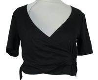 Dámske čierne crop zavinovací tričko Bershka