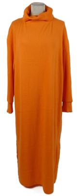 Dámské oranžové svetrové šaty s rolákem 