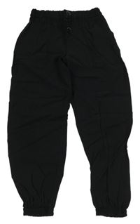 Čierne plátenné cuff nohavice zn. Zara
