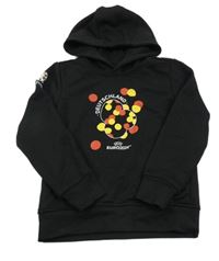 Čierna mikina s potlačou a kapucňou