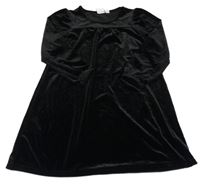 Čierne zamatové šaty