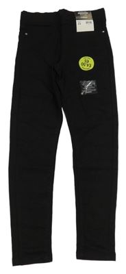 Nové - Černé teplákové džegíny Pep&Co