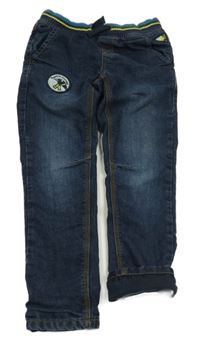 Tmavomodré podšité rifle s nášivkou a úpletovým pasem C&A