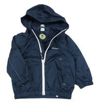 Tmavomodrá šusťáková jarní funkční bunda s logem a kapucí Quechua