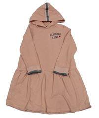 Světlerůžové teplákové šaty s nápisem a kapucí Sanetta