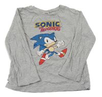 Šedé triko se Sonicem 