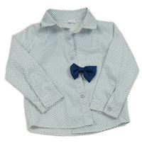 Bílá košile s modrými tečkami a motýlkem 