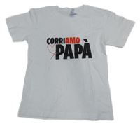 Biele tričko s nápismi a srdiečkom