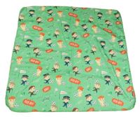 Zelená deka s piloty a futbalovymi loptami Emirates
