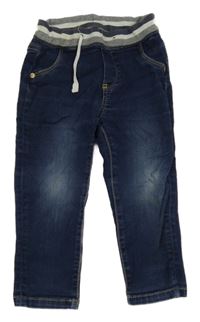 Tmavomodré teplákové skinny rifle s úpletovým pasem S. Oliver