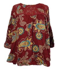 Dámská tmavočervená květovaná halenka s krajkou TU 