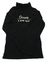 Černý rolák s nápisem 