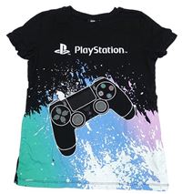 Černo-modro-zeleno-růžovo-bílé tričko s ovladačem - PlayStation a skvrnkami 