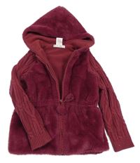 Vínový zateplený svetr s kožešinovými prvky a kapucí 