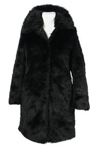 Dámsky čierny kožušinový kabát H&M