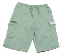 Světlezelené teplákové kraťasy s kapsami Yigga