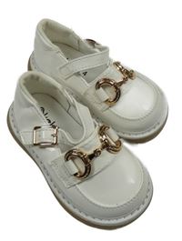 Biele lakované koženkové topánky so sponami Kelsi vel. 20