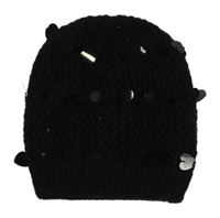 Černá pletená čepice se srdíčkovými pajetkami YD