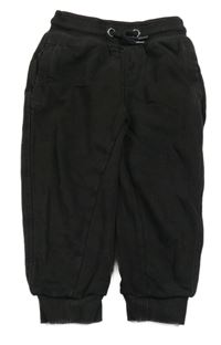 Čierne tepláky Nutmeg