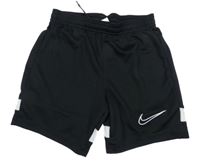 Čierne športové funkčné kraťasy s logom Nike