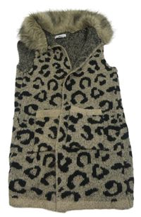 Béžová pletená vesta s fľakmi a kožušinovým golierom Primark