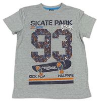 Svetlosivé tričko s číslom a skateboardom Y.F.K.
