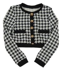 Černo-bílé vzorované crop triko s gombíky 