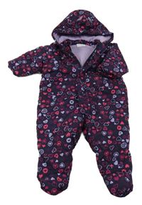 Fialovo-růžová vzorovaná šusťáková zimní kombinéza se srdíčky a kapucí 