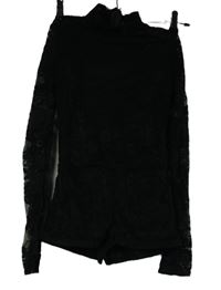 Dámský černý krajkový kraťasový overal PrettyLittle Thing vel. 32