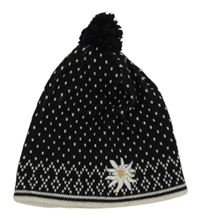 Černo-bílá vzorovaná čepice s kytičkou a bambulí