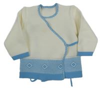 Bielo-modrý zavinovací sveter so vzorom