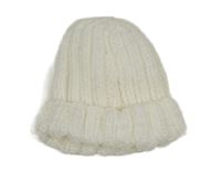Smotanová pletená čapica