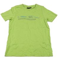 Zelené tričko s nápisom