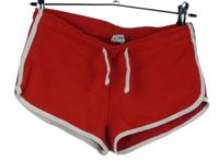 Dámske červené teplákové kraťasy s bílým lemem FB Sister
