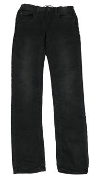 Čierne teplákové skinny rifle C&A