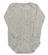 Smetanové puntíkaté body 