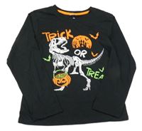 Černé triko s kostrou dinosaura a dýní