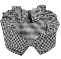 Černo-bílá vzorovaná crop halenka s límečkem Matalan