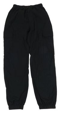 Čierne cargo nohavice s vreckami Shein