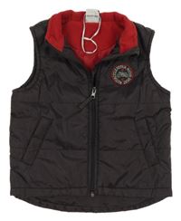 Čierna šušťáková zateplená vesta s nášivkou Papagino