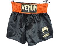 Pánske čierno-červené muay thai kraťasy s nápisom Wenum